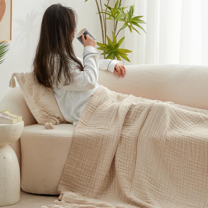 Love's Cabin 6 Layer Cotton Muslin Blanket (Apricot, Queen Size) (image 3)