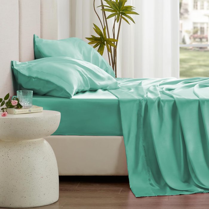 Love's cabin Aqua Satin Queen Sheets Set - 4 Piece (image 3)