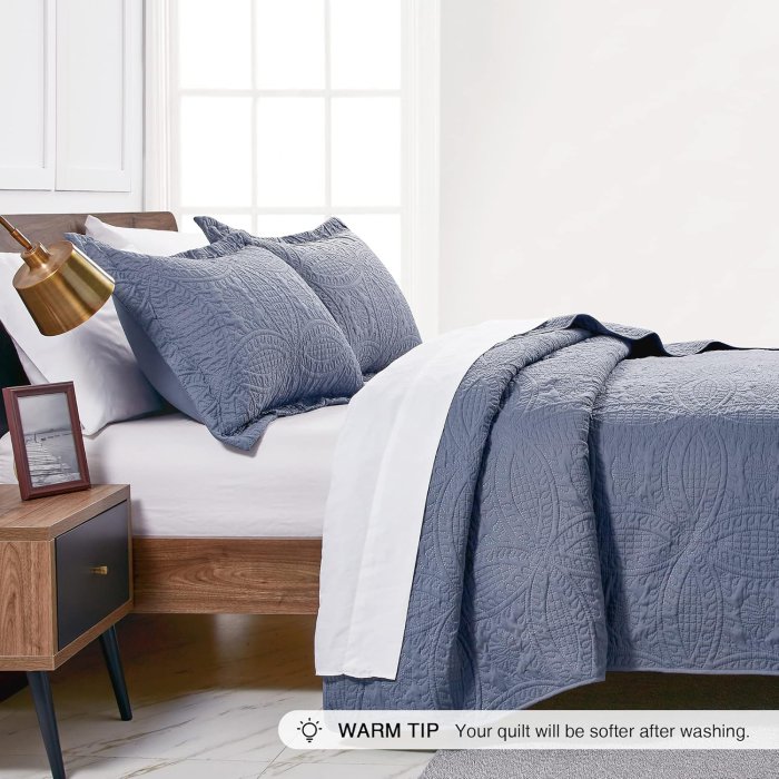 Love's Cabin Blue King Size Quilt Set (image 4)