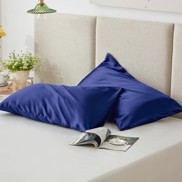 Love's Cabin Satin Pillowcase Set (Navy Blue, 20x30 inches) (image 5)