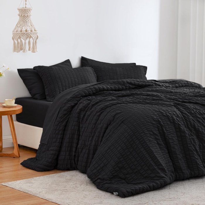Love's Cabin Seersucker Black Twin Comforter Set - 5 Pieces