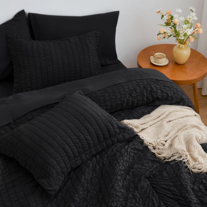 Love's Cabin Seersucker Black Twin Comforter Set - 5 Pieces (image 4)